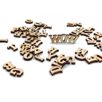 50pcs Дървени недовършени букви Дървени резени Дървени занаятчийски декорации Дървен чип за занаяти DIY Home Decor