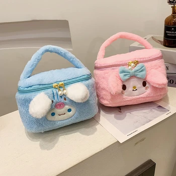 Cartoon Cute Cinnamorolls Плюшена чанта за грим Чанти за съхранение Голям капацитет Преносим студент Handheld Travel тоалетна грим чанти подарък