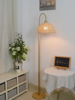 Всекидневна Диван Edge Ретро Nordic Homestay спалня проучване дневник крем стил нощно шкафче японски ратан подови лампи